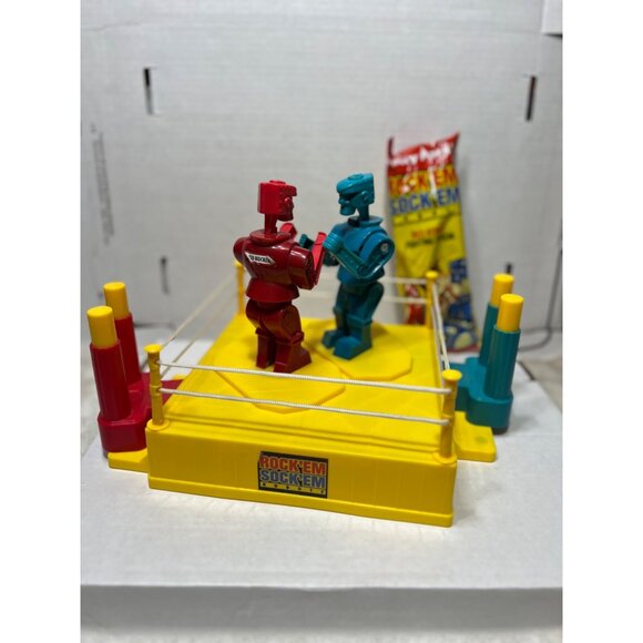 Rock’Em Sock’Em Robots boxing game by Mattel & Wacky Pack - Picture 3 of 7